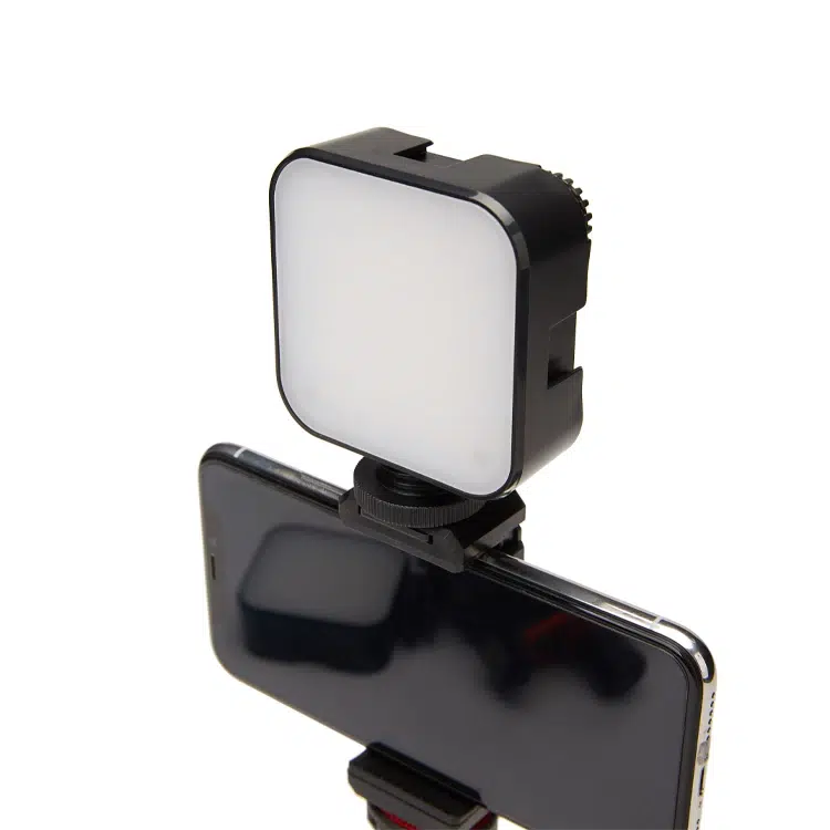 خرید و معرفی نور ثابت LED حرفه‌ای برای عکاسی و فیلمبرداری