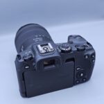نمای پشت دوربین دست دوم Canon EOS RP با لنز Canon RF 24-105mm F4-7.1 IS STM